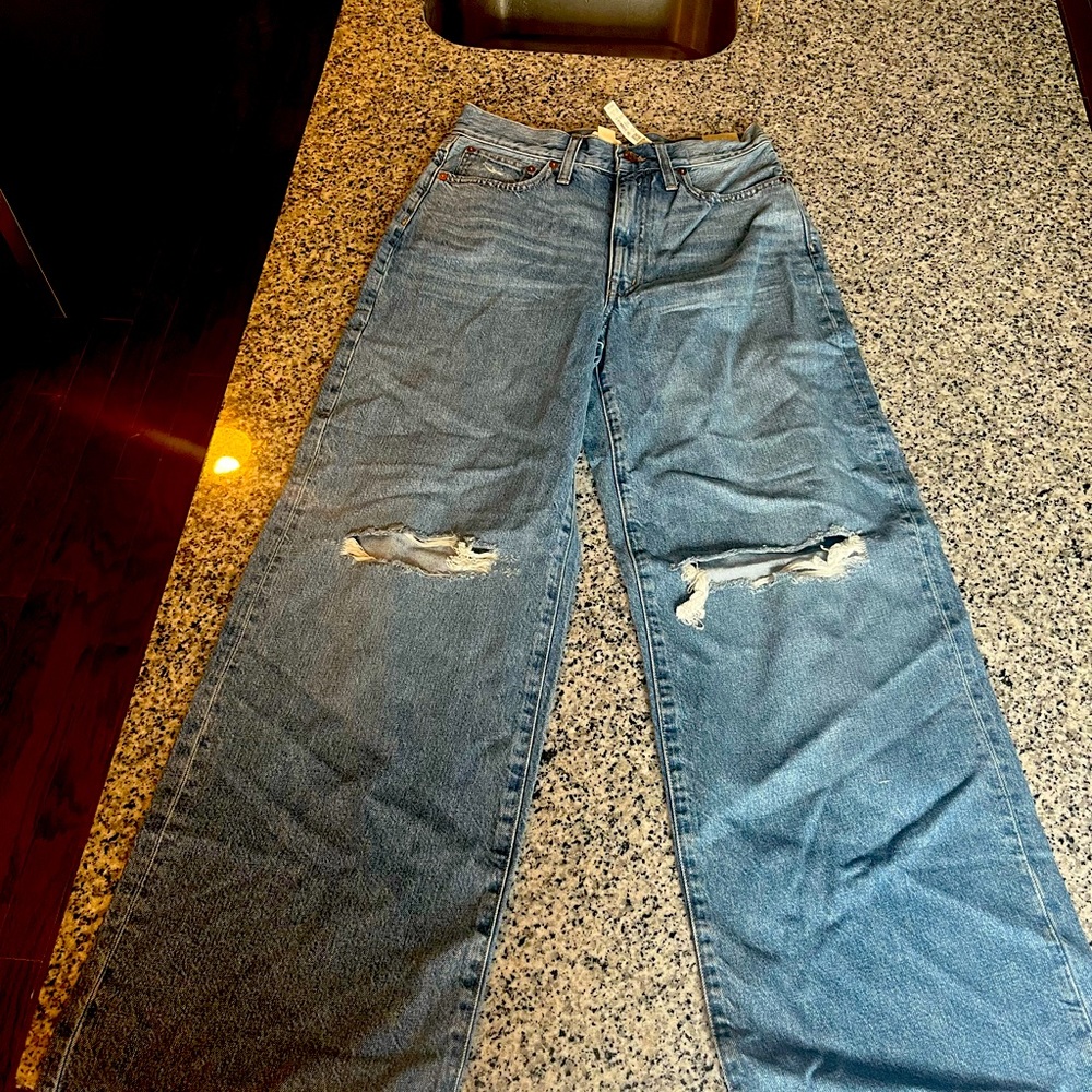 Madewell women’s super wide leg jeans never worn